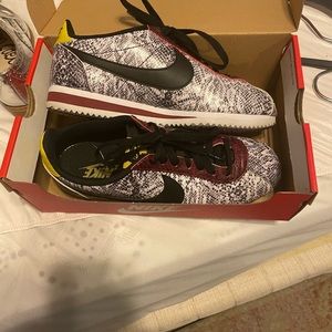 8 Nike Daybreakers